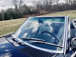 Mercedes-Benz 560 SL 1986 года  (NA)